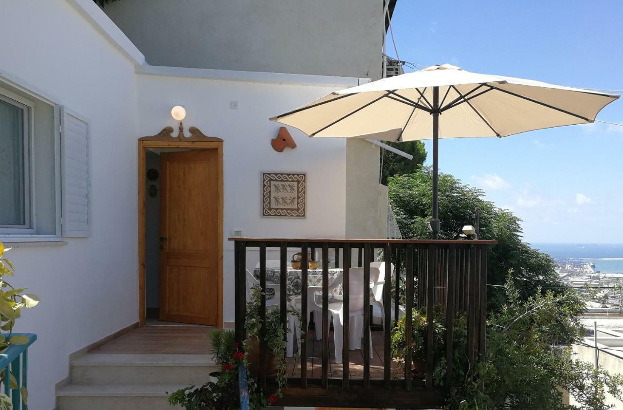 The Potter'S House Overlooking The Bay Of Haïfa Extérieur photo